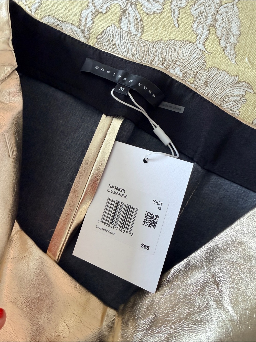 Endless Rose Metallic Gold Midi Skirt - Sleek High-Waist Design, Size M - Picture 5 of 5